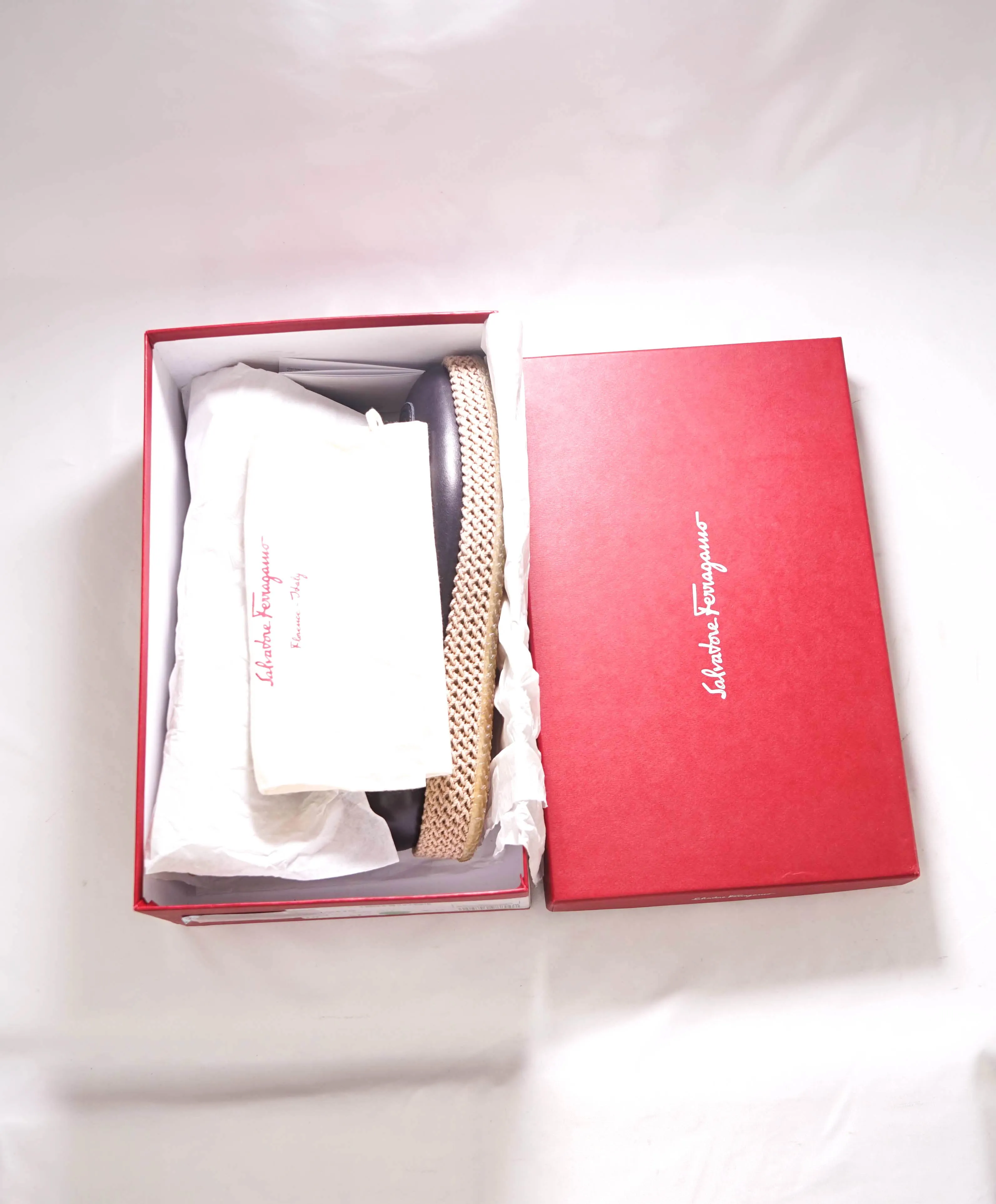 $895 SALVATORE FERRAGAMO - *ARINOS* Black Espadrille Woven Summer Loafer/Sneaker - 10 M US