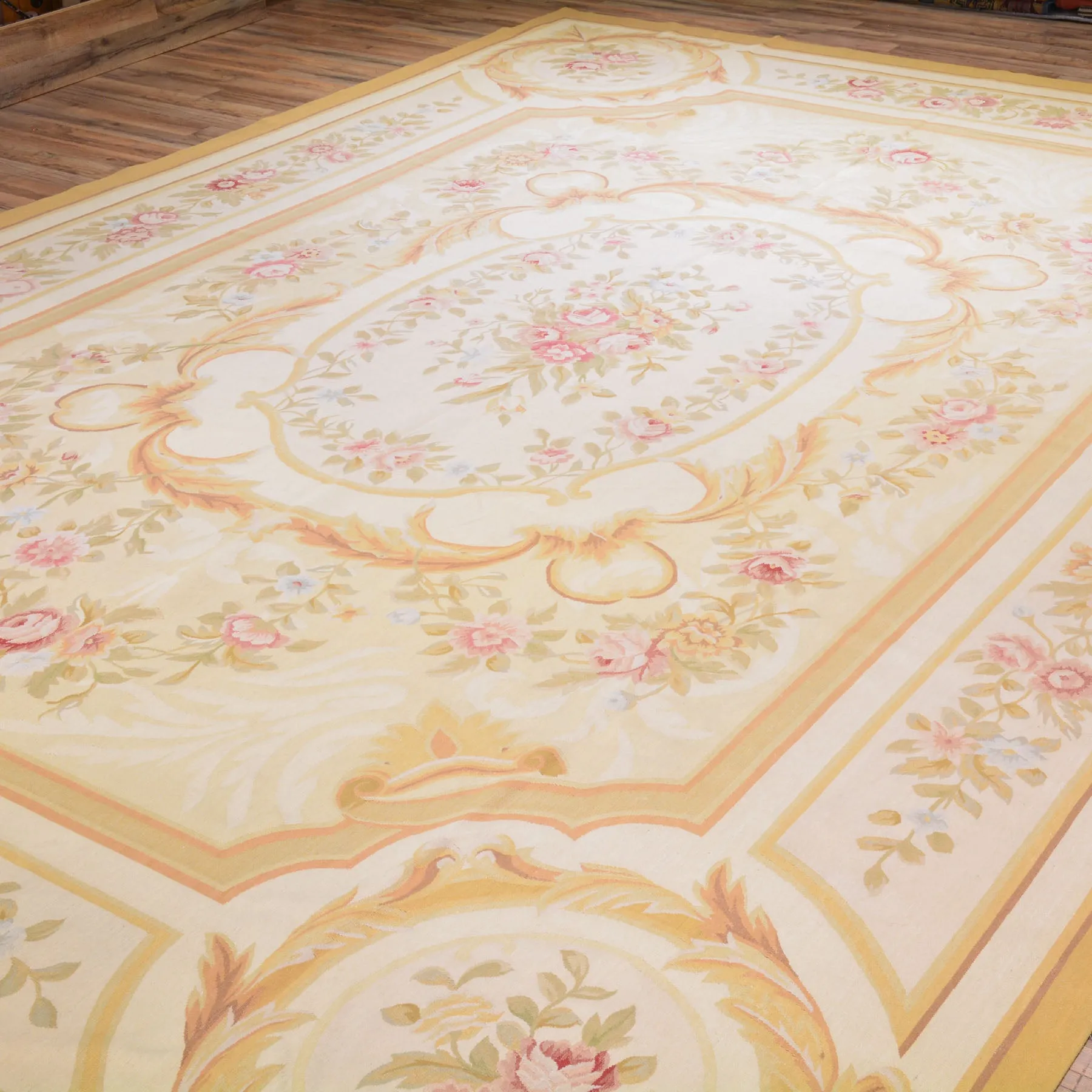 Aubusson Design Needlepoint Handmade Wool Area Rug (Size 10.0 X 14.0) Cwral-7080