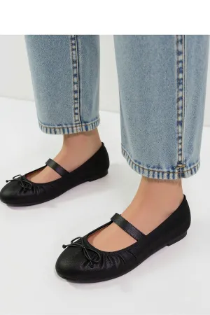 Ballet flats