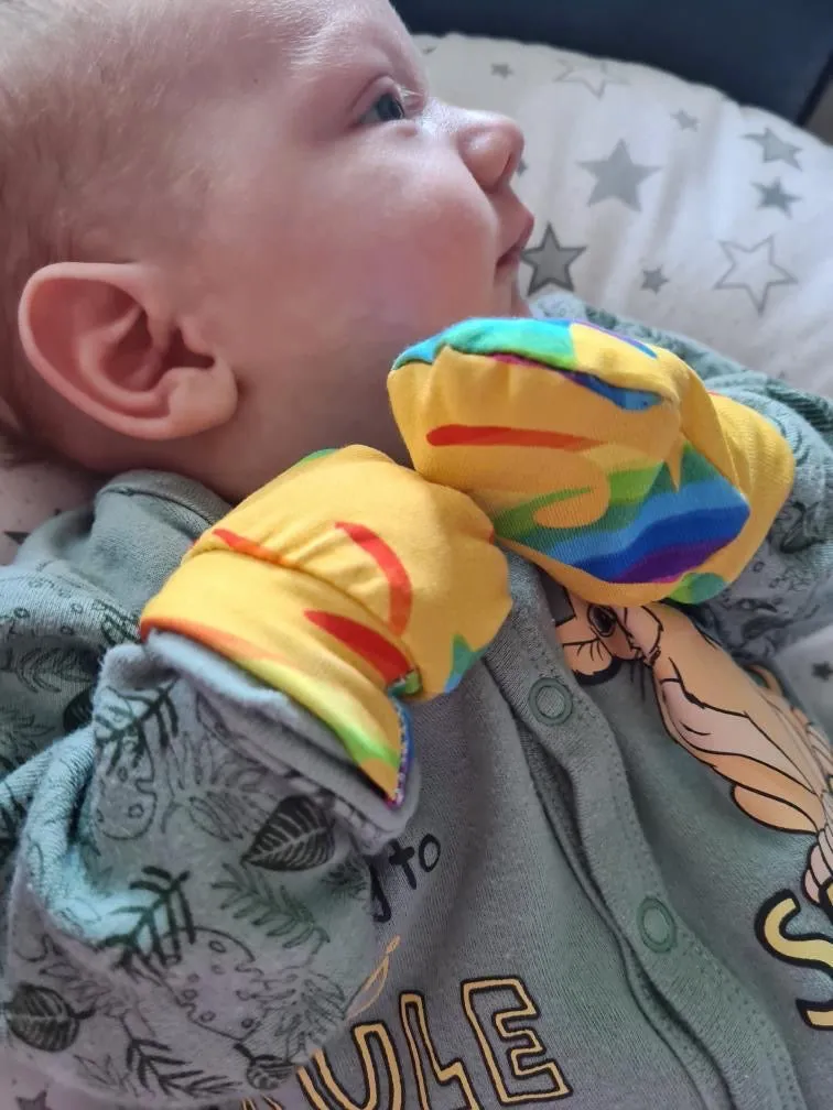 BP Baby Scratch Mitts