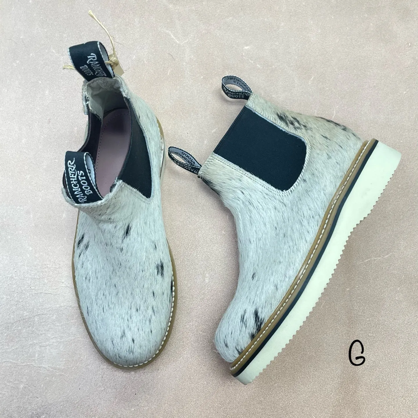 Cowhide Lechera - Size 8.5