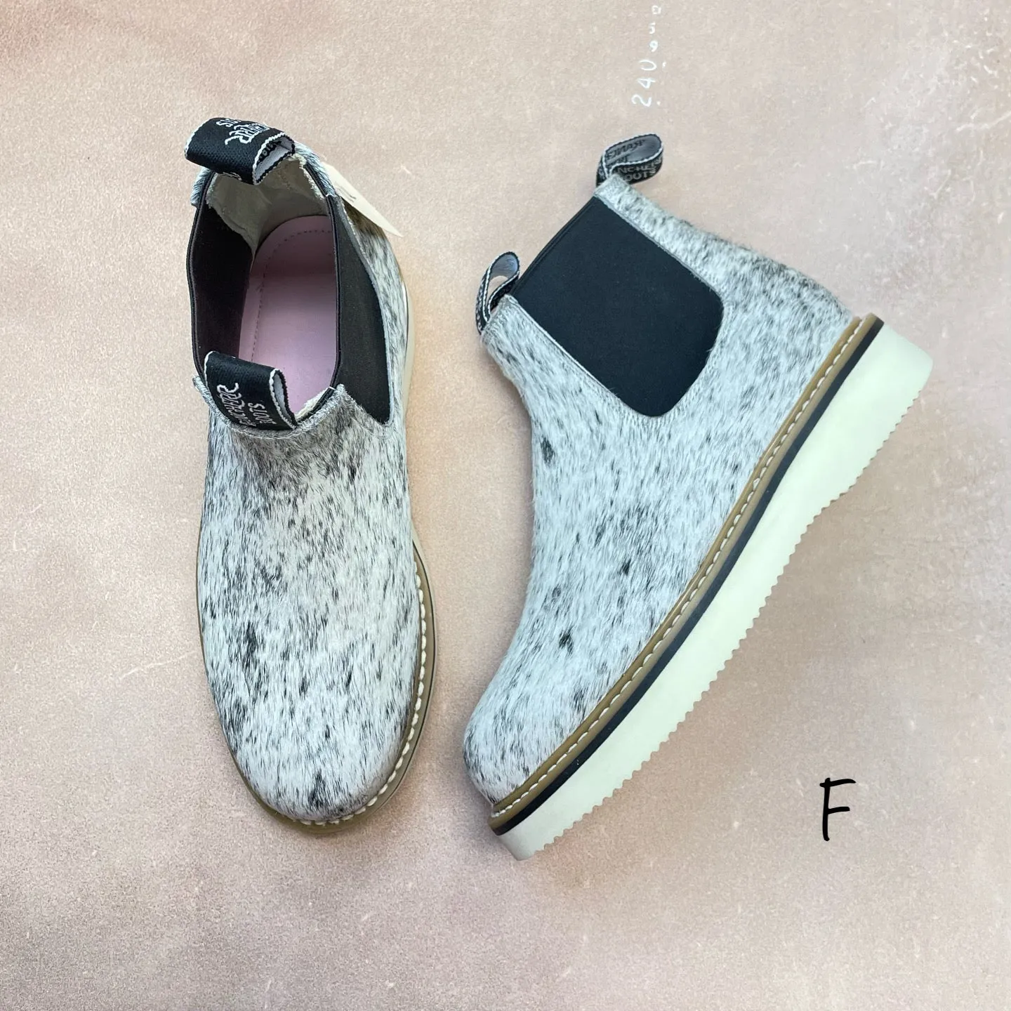Cowhide Lechera - Size 8.5