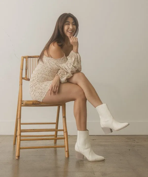 Dolly Boots