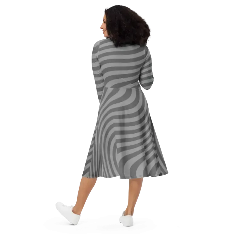 Eco Chic Wavy Grey Stripes Long Sleeve Midi Dress