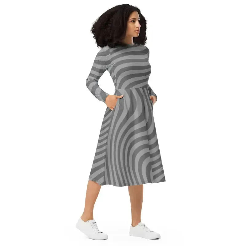 Eco Chic Wavy Grey Stripes Long Sleeve Midi Dress