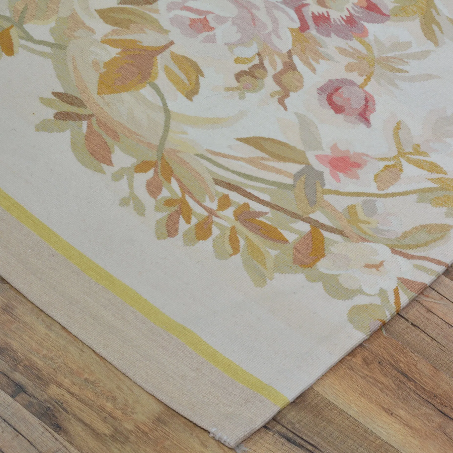 Hand-Woven Aubusson Needlepoint Handmade Wool Sumak Rug (Size 2.6 X 8.10) Cwral-10254