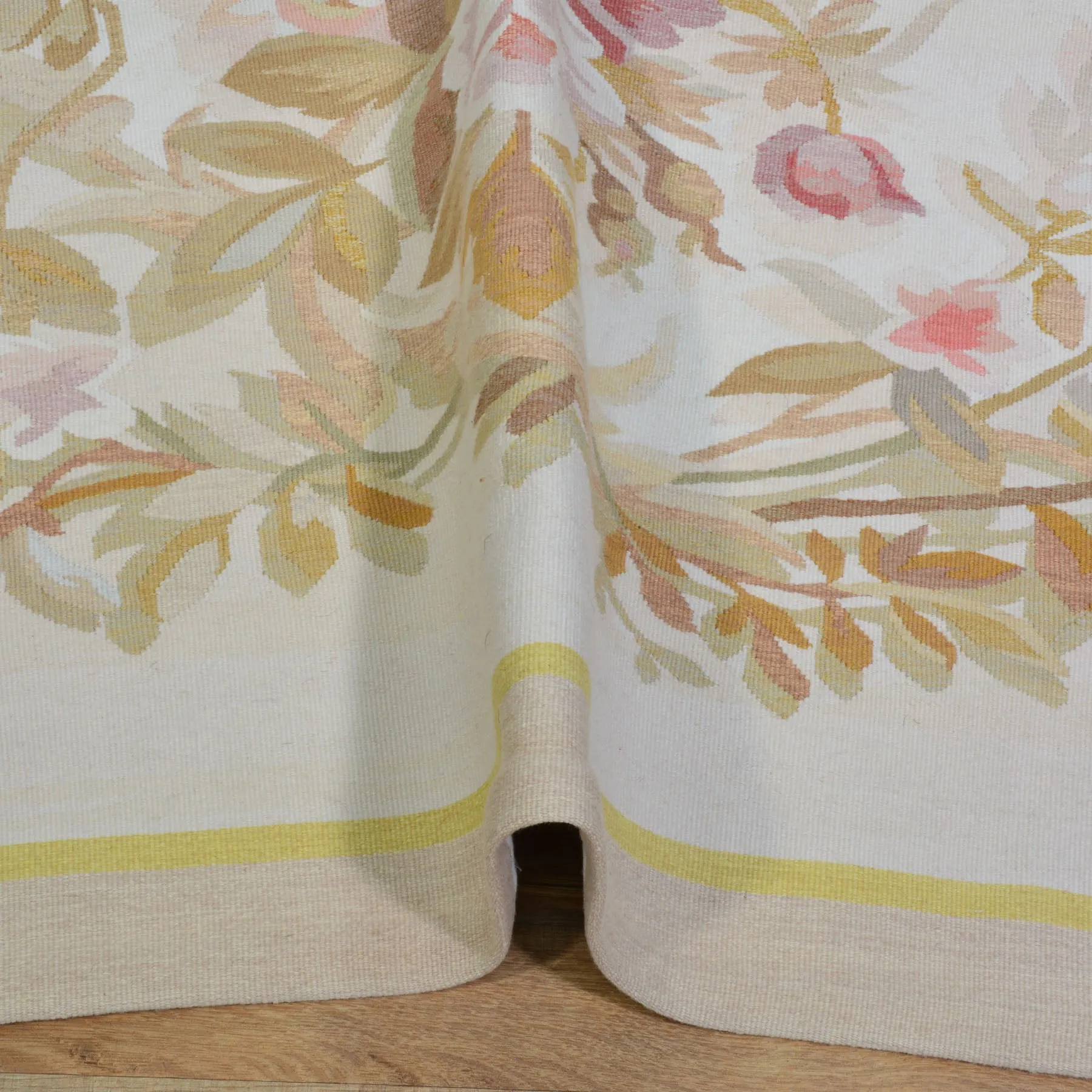 Hand-Woven Aubusson Needlepoint Handmade Wool Sumak Rug (Size 2.6 X 8.10) Cwral-10254