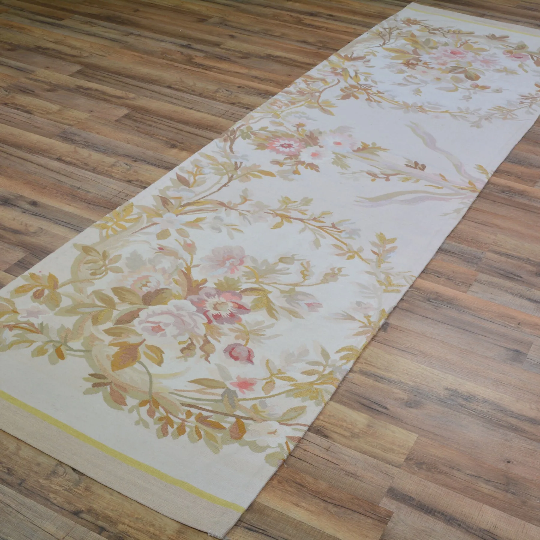 Hand-Woven Aubusson Needlepoint Handmade Wool Sumak Rug (Size 2.6 X 8.10) Cwral-10254