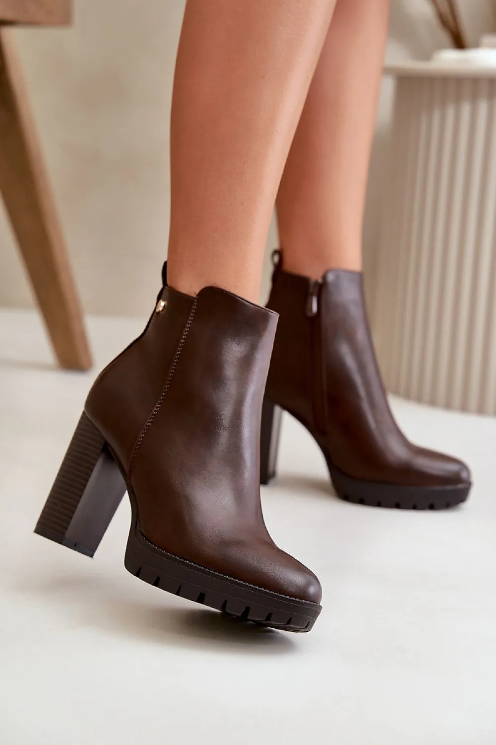 Heel boots