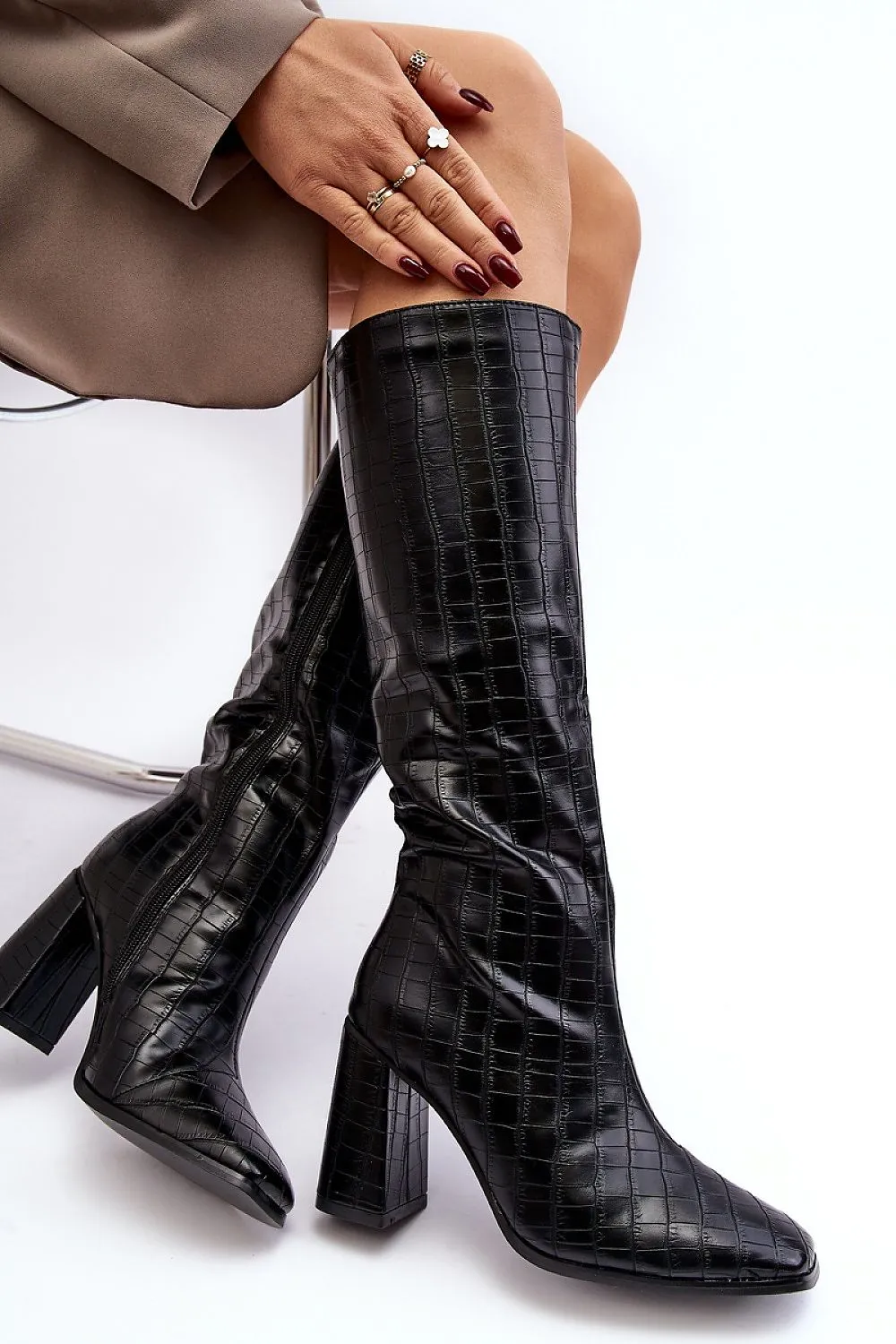 Heel boots