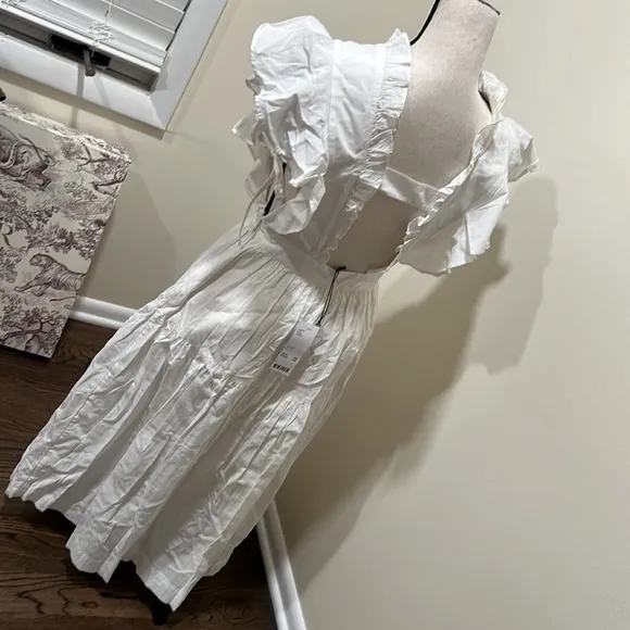 Laura Ashley Urban Outfitters Exclusive White Chloe Dress Size: Small