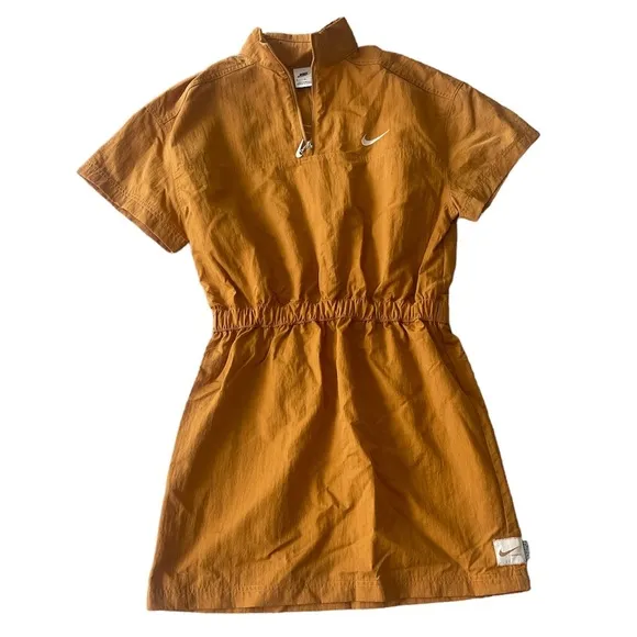 Nike Sportswear Swoosh Woven Dress Desert Ochre Women’s Size Medium