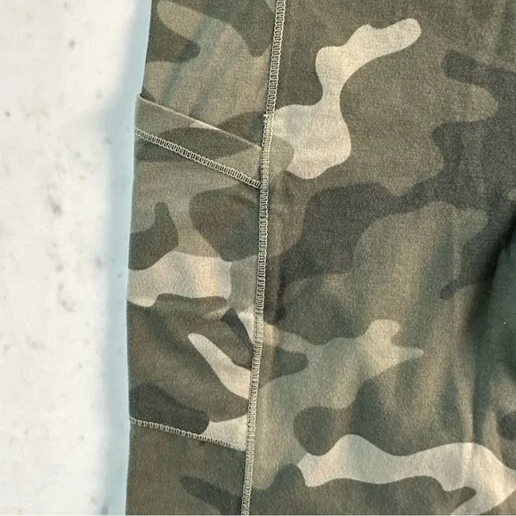 NWT Monrow Olive Camouflage Biker Shorts with Pockets