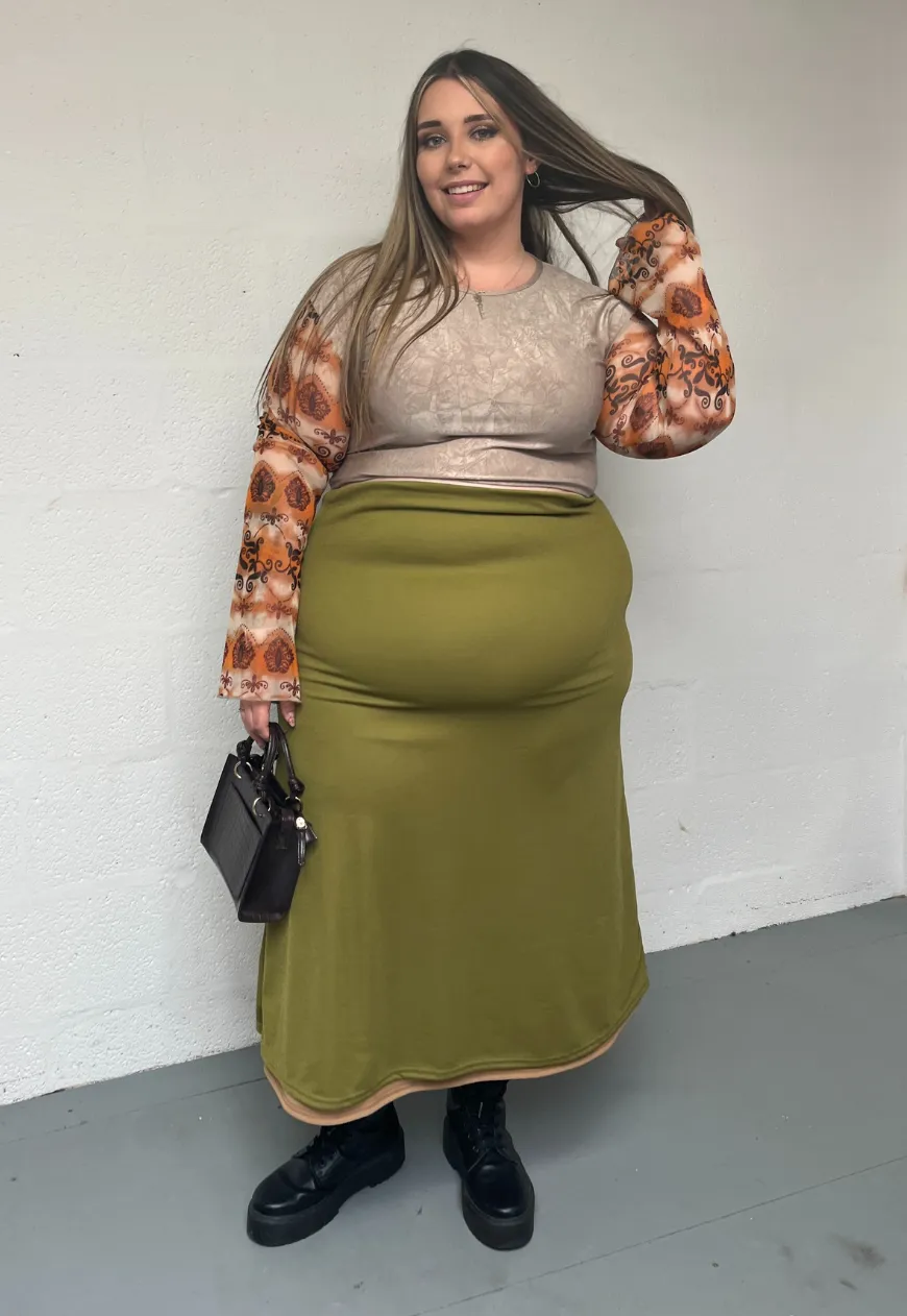 ORANGE GRUNGE FLARE CROPPED TOP