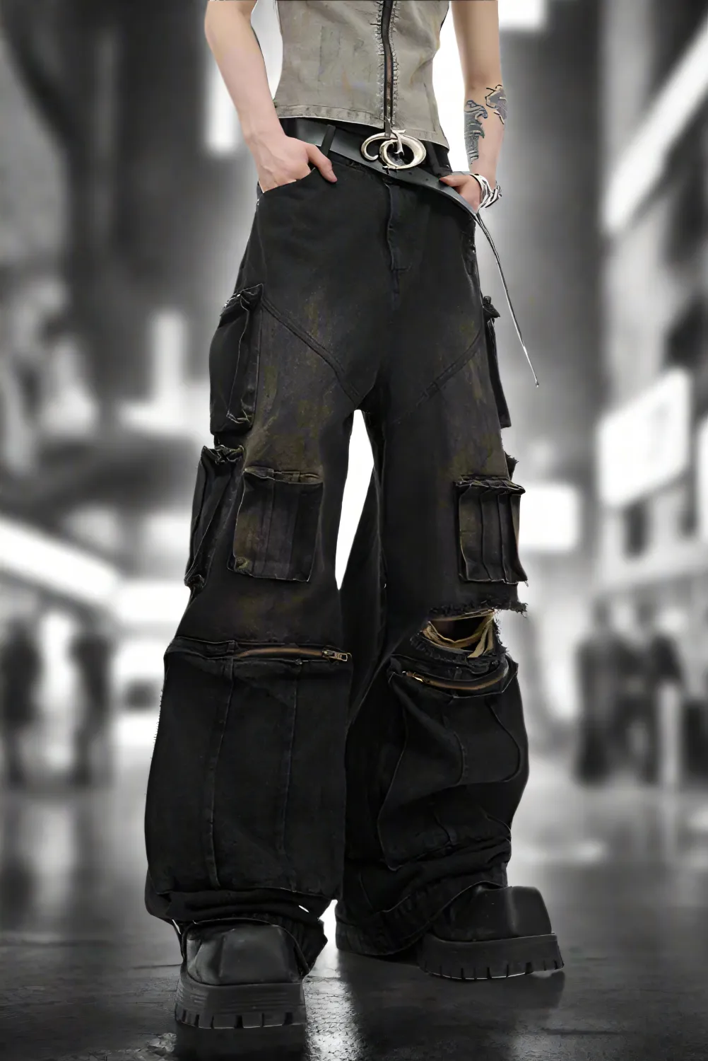 Renegade Multi-Pocket Cargo Jeans