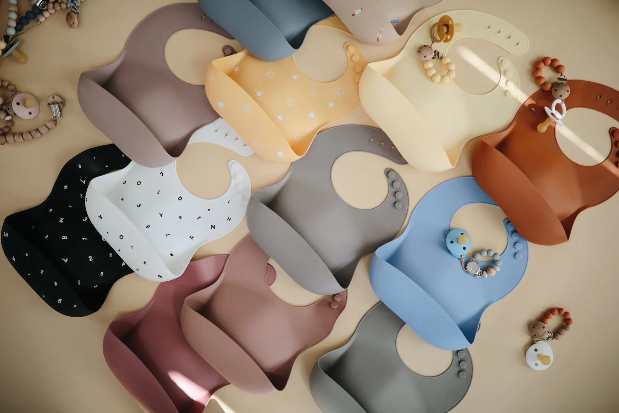 Silicone Baby Bib - Daisy