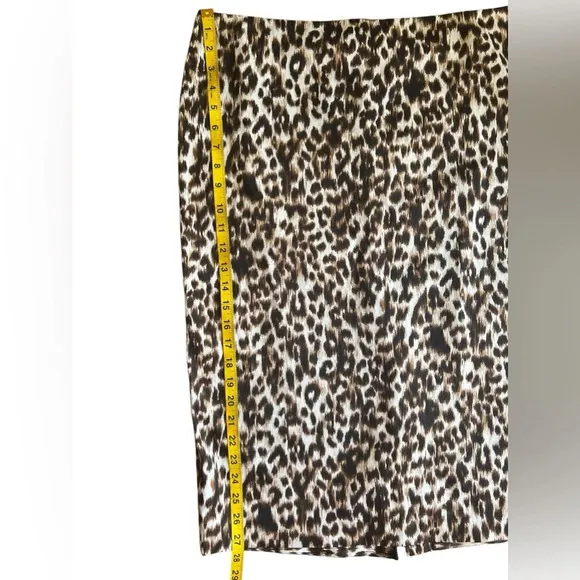 SoCa by St. John Leopard Print Pencil Skirt - Size 12