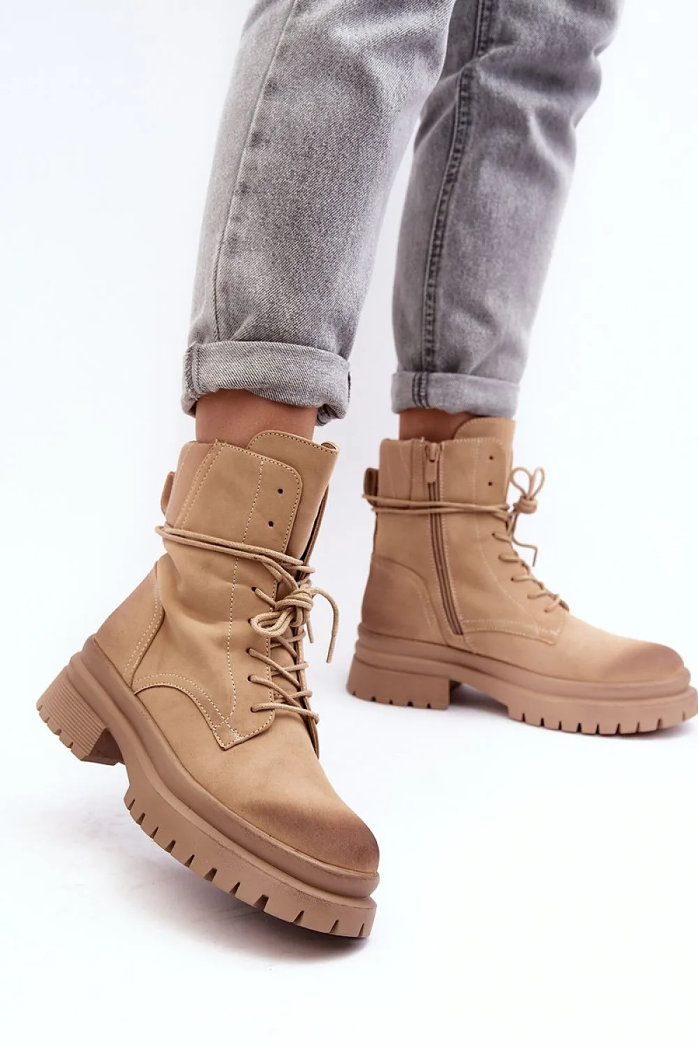 Trapper shoes