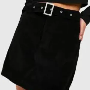Urban outfitters velvet dark blue belt skirt size XS