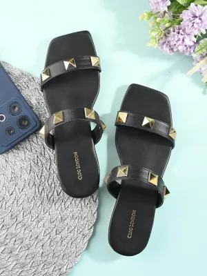 Women flats