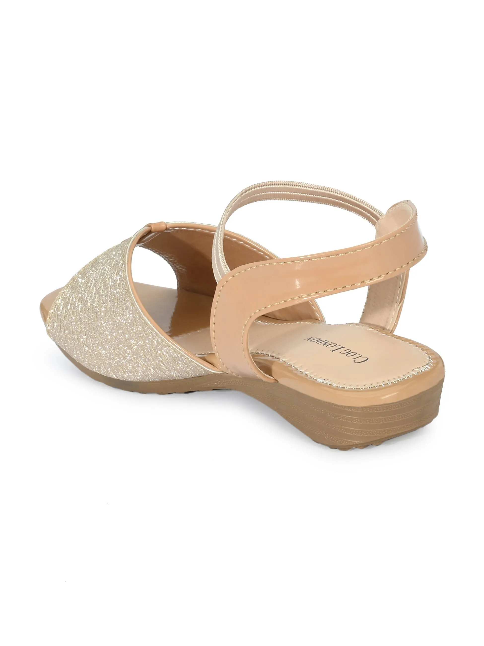 Women Flats