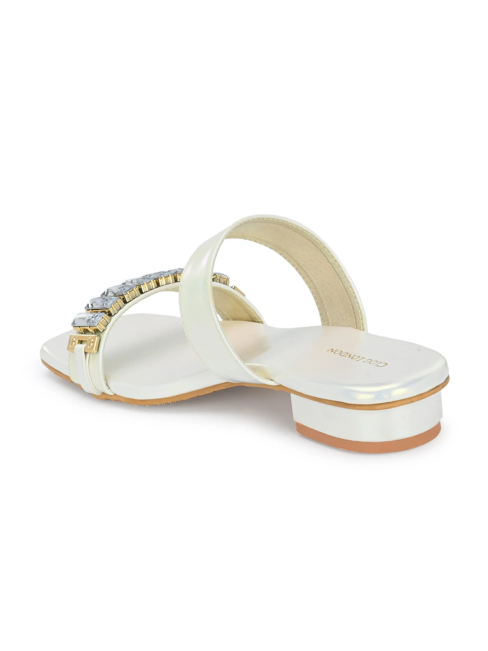 Women Flats