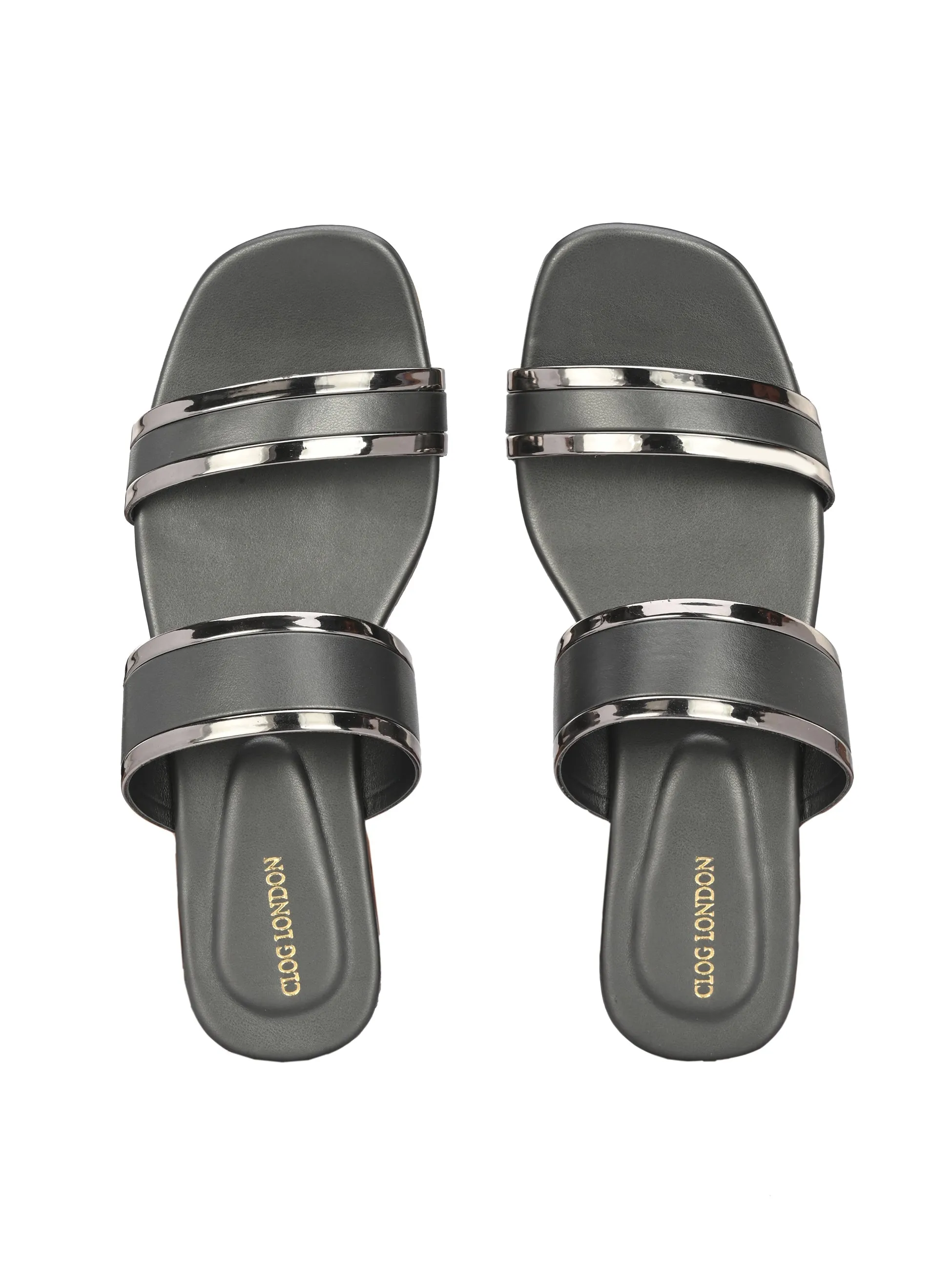 Women flats