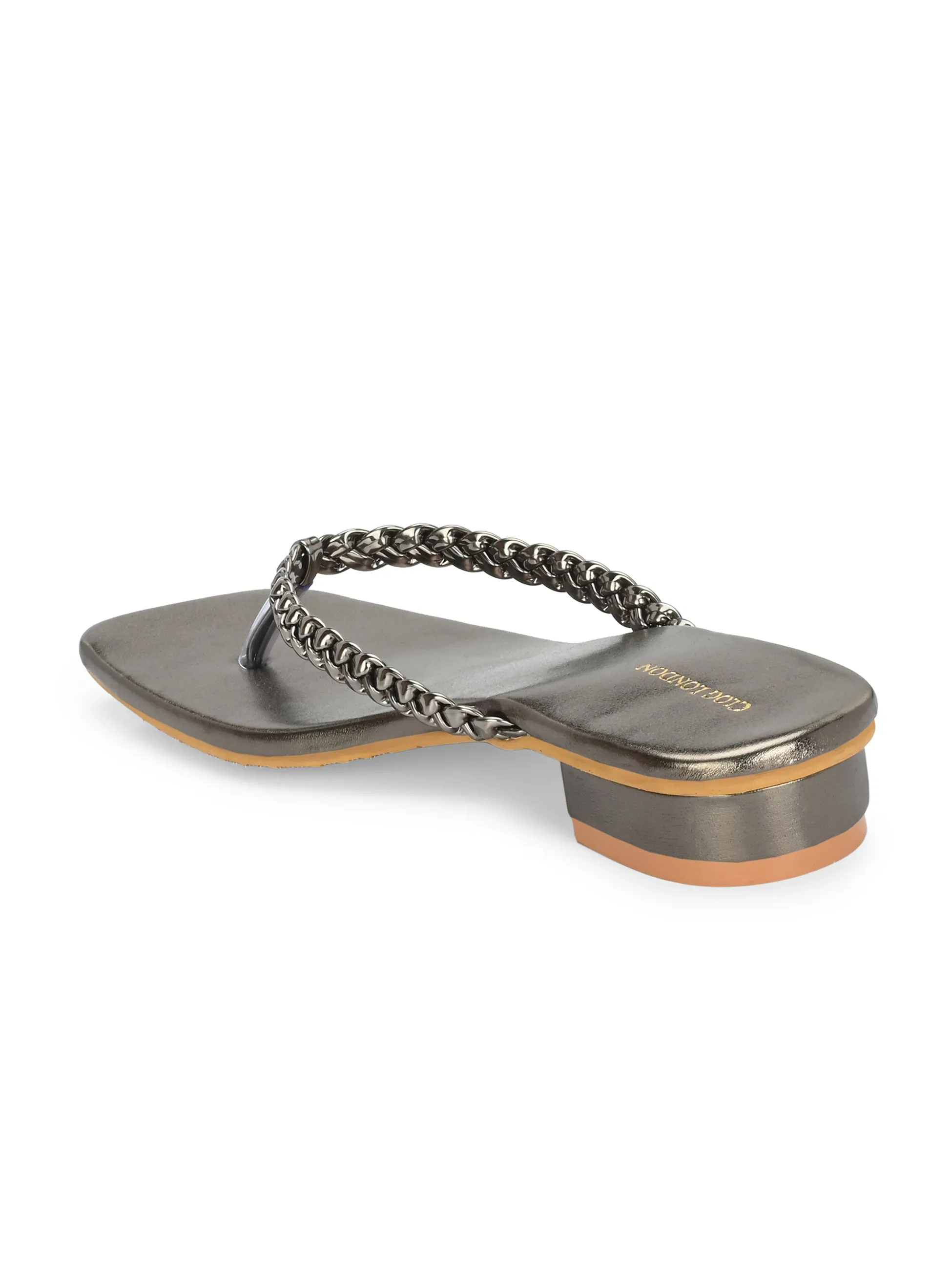 Women flats