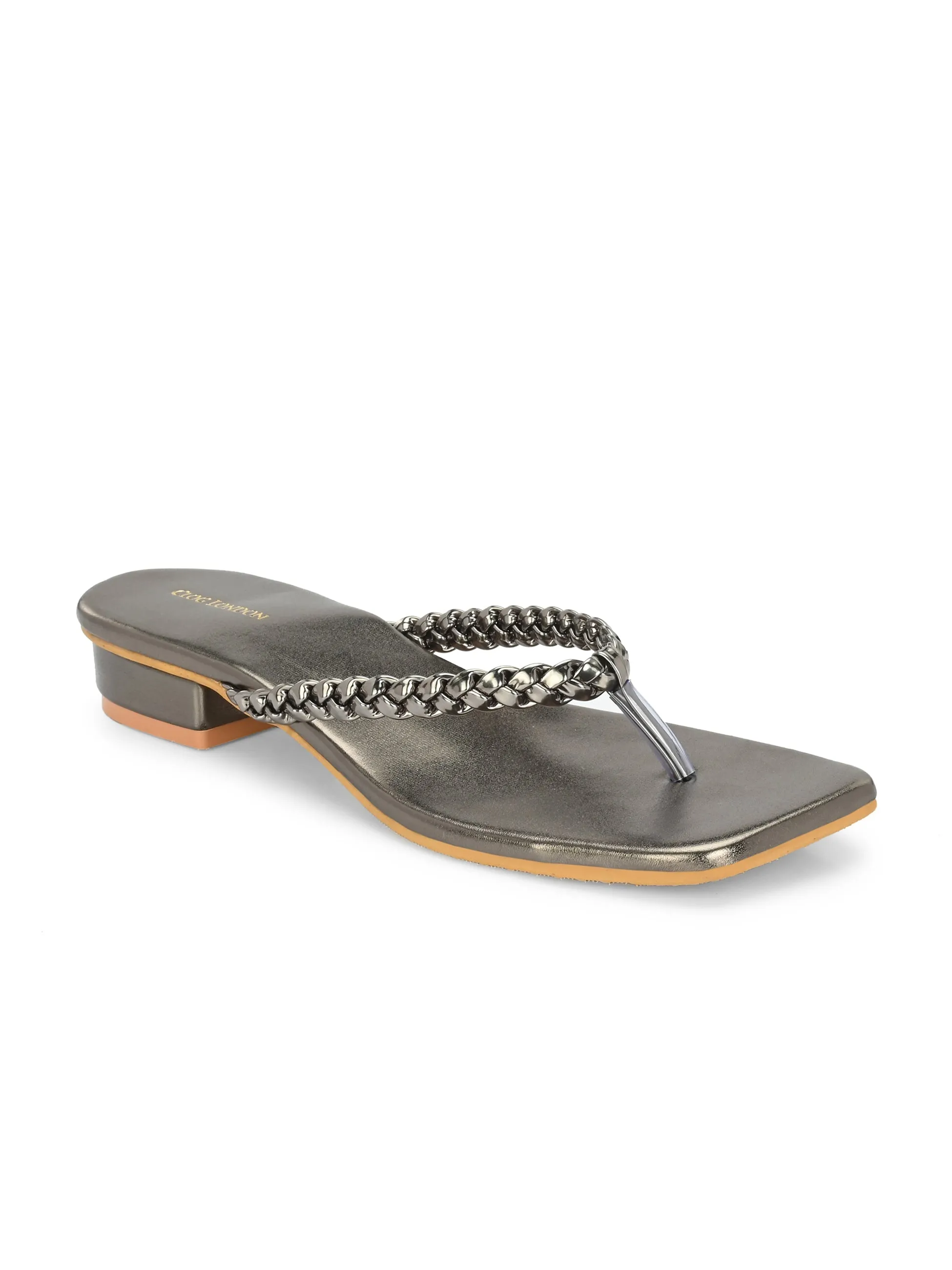 Women flats
