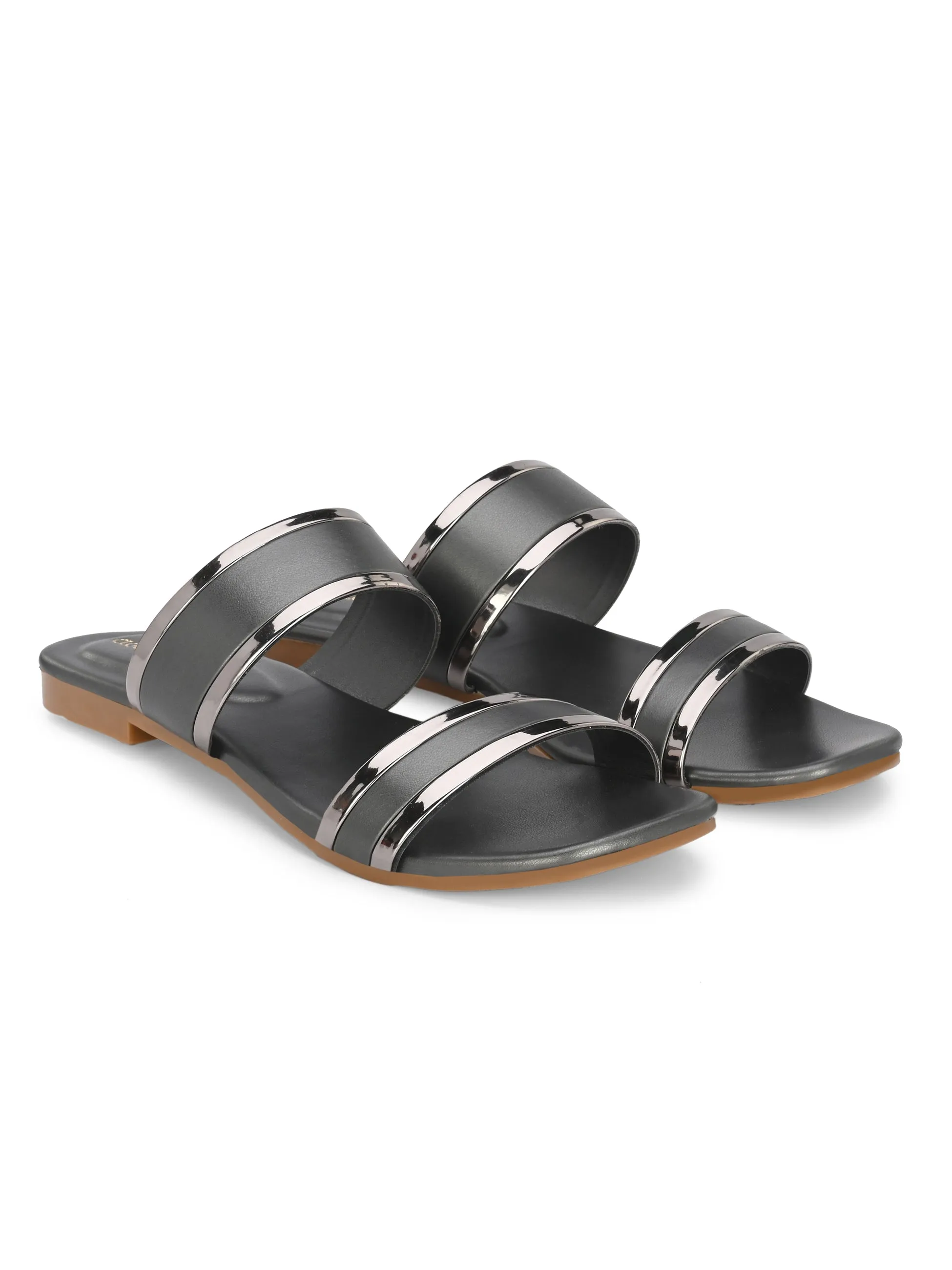 Women flats