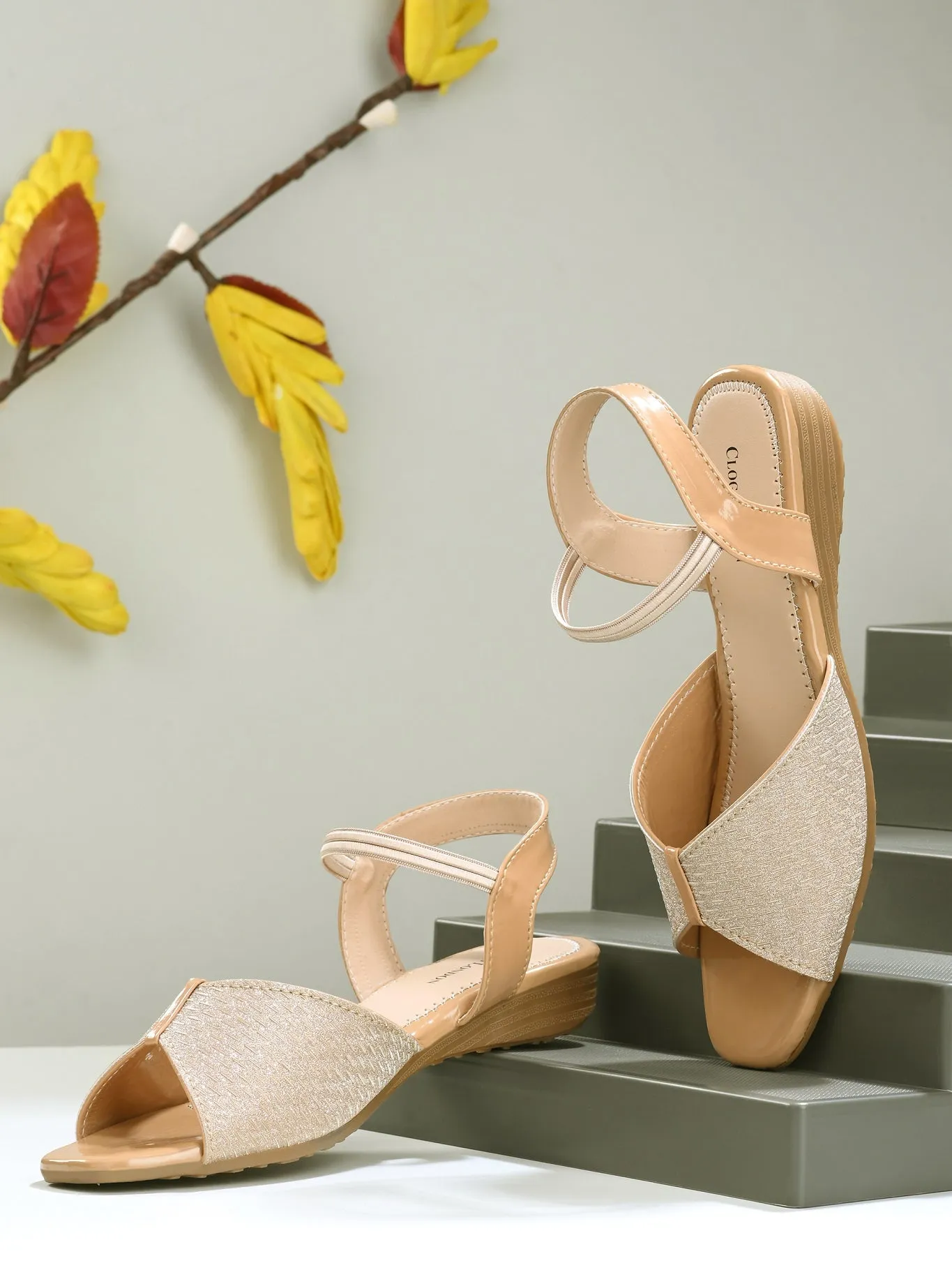 Women Flats