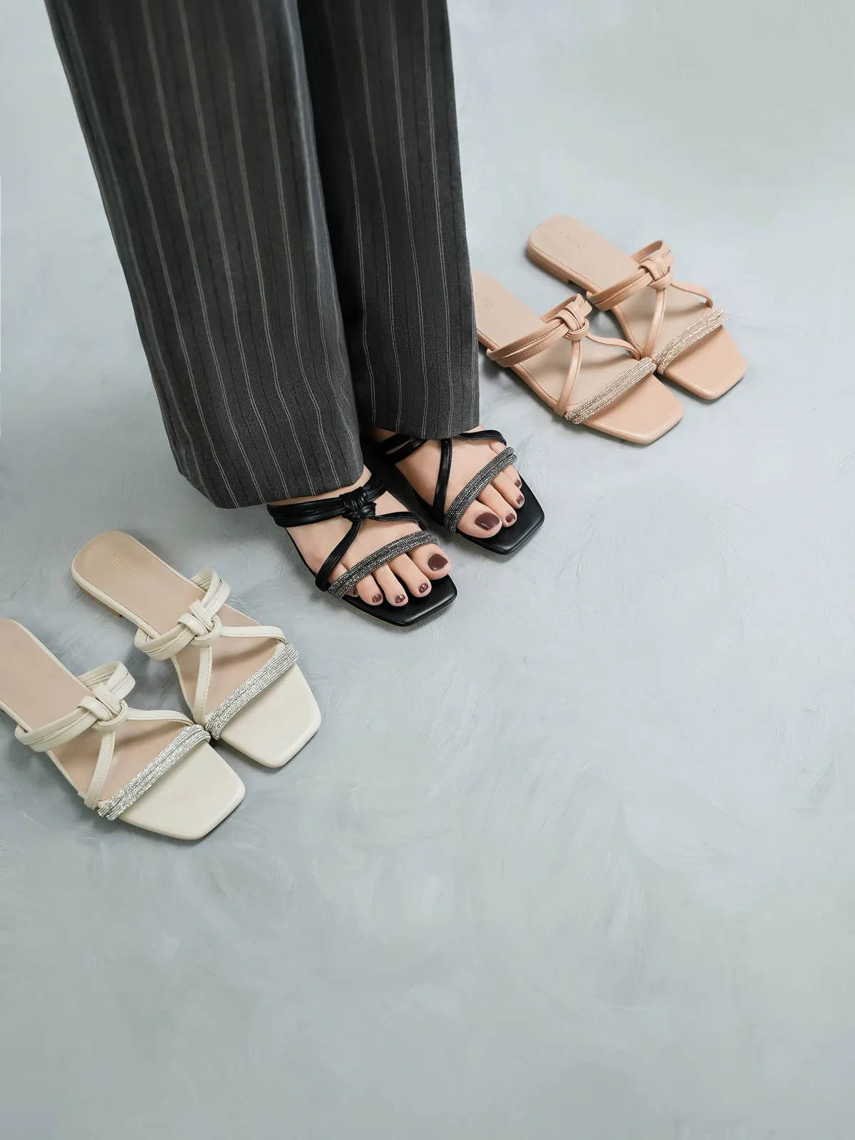Women "GARLOW" Comfy Diamante Slippers